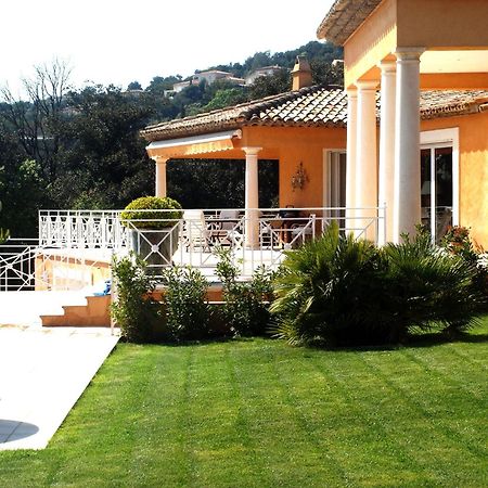 Hotel La Tarentane à Grimaud Extérieur photo