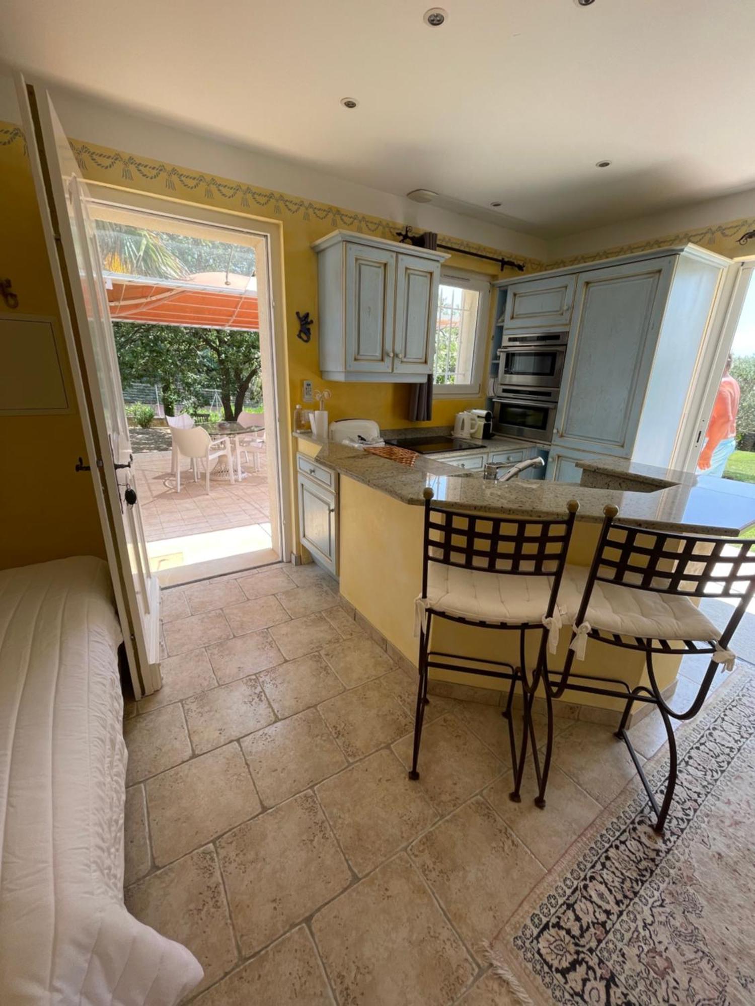 Hotel La Tarentane à Grimaud Extérieur photo