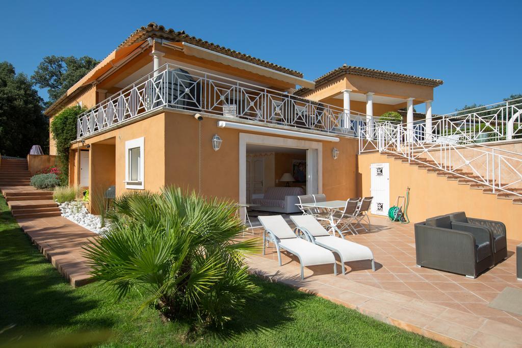 Hotel La Tarentane à Grimaud Extérieur photo