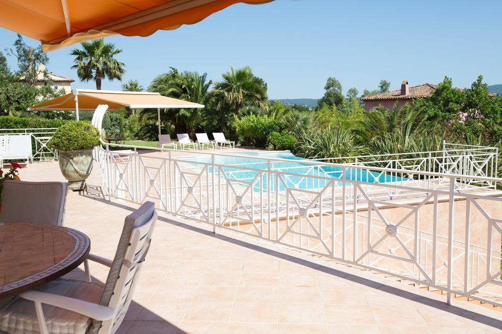 Hotel La Tarentane à Grimaud Extérieur photo