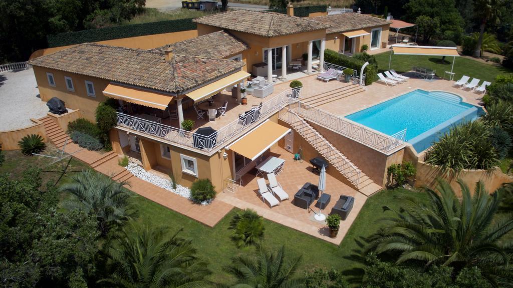 Hotel La Tarentane à Grimaud Extérieur photo