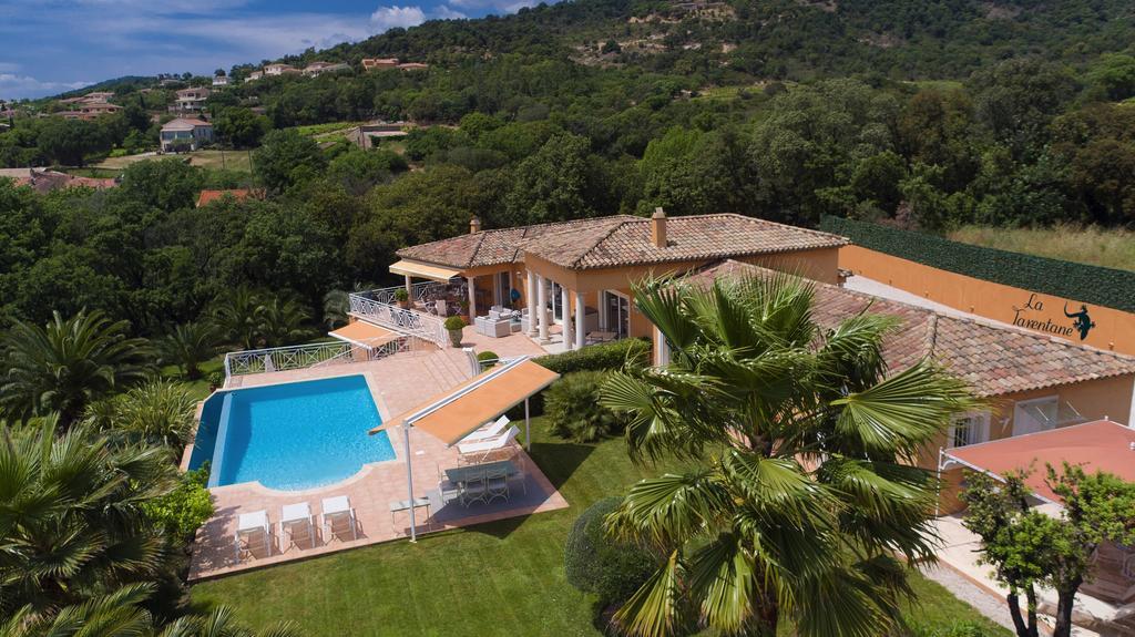 Hotel La Tarentane à Grimaud Extérieur photo